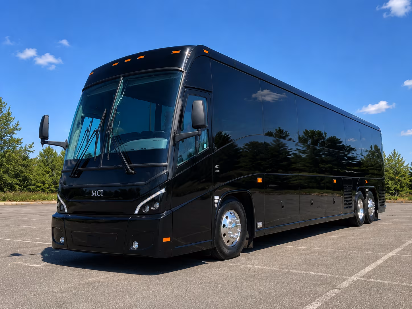 hollywood employee shuttle bus rentals in hollywood