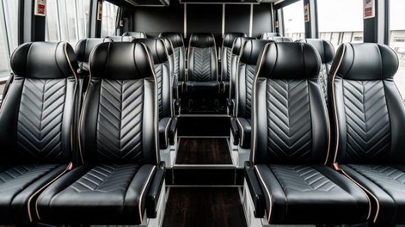 18 passenger minibus rental coconut creek