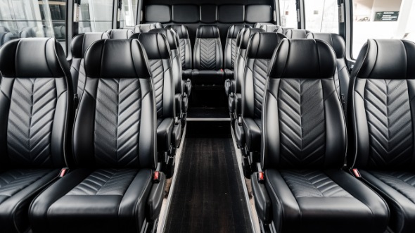 20 passenger minibus rental coconut creek