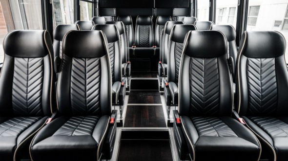 35 passenger minibus rental coconut creek